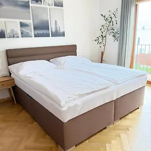  Apartment Familyvilla, New 4 Luxury Big Apartments, Parking